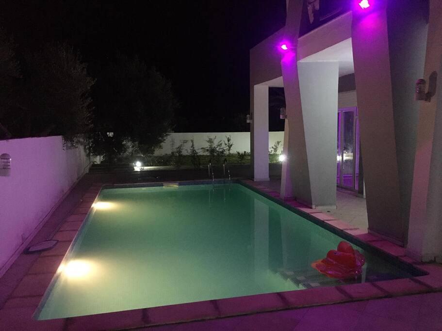 Magnifique Villa Avec Piscine Sur L'Ile De Djerba Pour Vacances Arkou 外观 照片